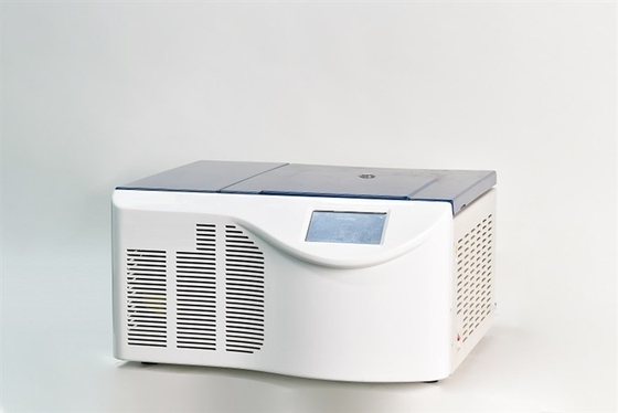 RTC fonksiyonu Benchtop Soğutucu Merkezci Düşük gürültü 22000r/Min