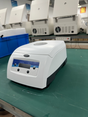 Yüksek Hızlı Kapiler Tüp MicroHematocrit Merkezci 500-12000rpm Düzenlenebilir