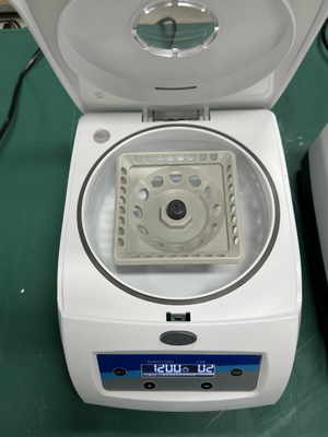 Yüksek Hızlı Kapiler Tüp MicroHematocrit Merkezci 500-12000rpm Düzenlenebilir