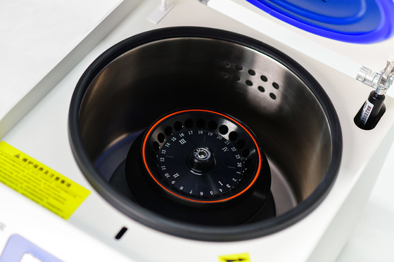 Benchtop 16500rpm Çok yönlü Rotor Seçenekleri ile Yüksek Hızlı Merkezici