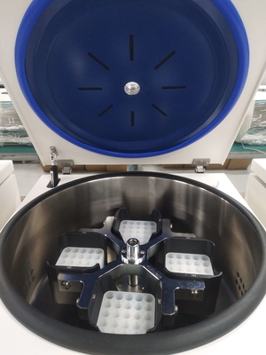 Benchtop Büyük Kapasite 3L Yüksek Hızlı Merkezci Laboratuvar Analizi için Çok Kullanımlı Swing Rotor